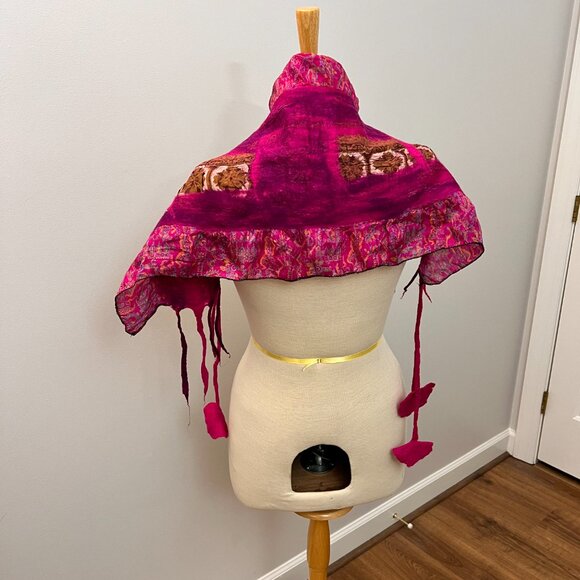 Pomegranate Moon Sari Felted Collage-Pink Artsy Scarf - Picture 9 of 9